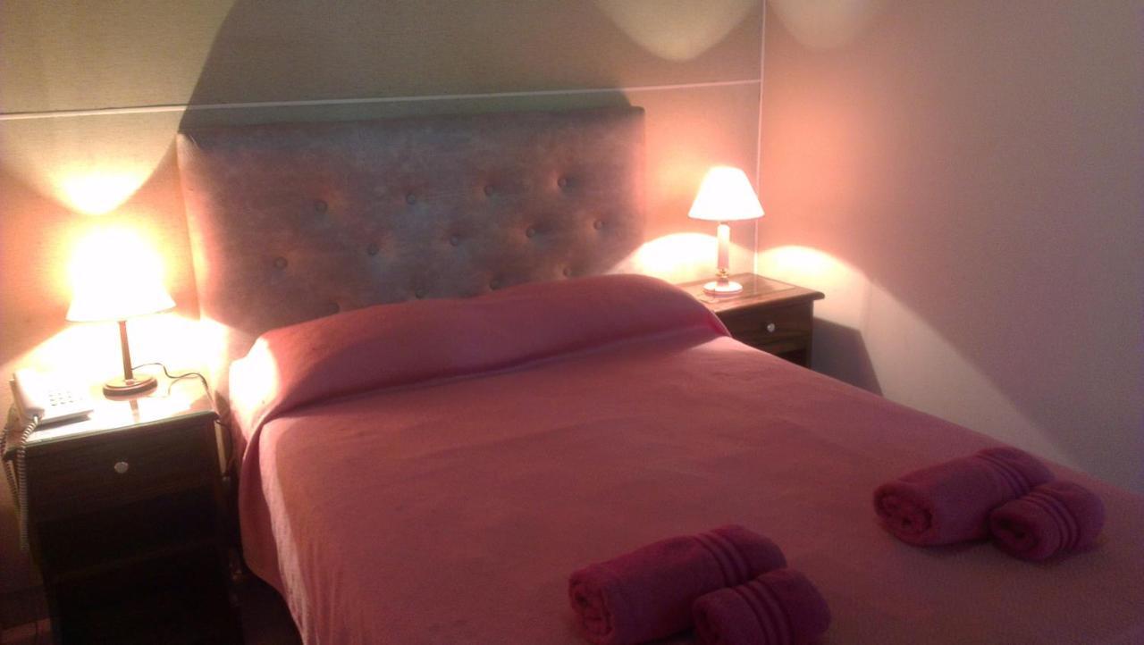 Hosteria Maryland โปซาดัส ภายนอก รูปภาพ